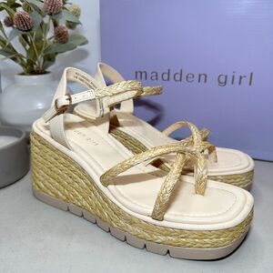 Madden Girl Vault Raffia Wedge Espadrille Sandals Cream Women's 8.5M Cushioned